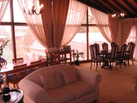 Guest Lounge/Dining